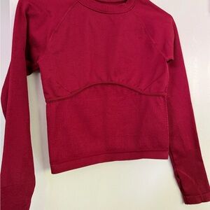 Amazon Brand Women's Crimson Crop Top, Size 0XL